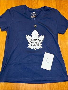 Fanatics Toronto Maple Leafs Navy V-Neck Shirt with White Leaf Logo
